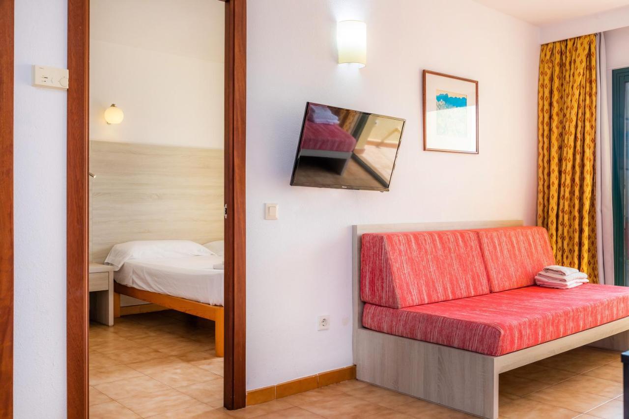 Hébergement de vacances Apto Con Terraza 304 *